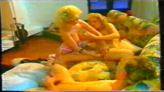 Magyar szinkronos retro erotikus videó 1989-ből hangalámondással. - sexbrother.hu