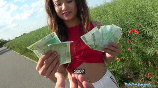 Jade Presley a kicsike tőgyes latin amerikai tinédzser gádzsi 300 euróért dugható - sexbrother.hu