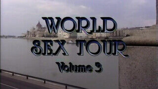 World Szex Tour 3 jelenet ahol Monique Covet és a barátnőjét kúrják meg - sexbrother.hu