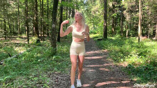 Anastangel a kolosszális mellű orosz nőci meghágva az erdőben - sexbrother.hu