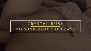 Crystal Rush a ellenállhatatlan orosz milf óriási farokkal megkamatyolva - sexbrother.hu
