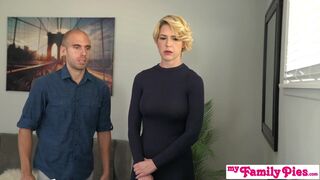 Ebben a perzselő FamilyStrokes epizódban a szexi, tini, Haley Spades, sovány testtel, feszes, tetszetős cicikkel és gyönyörű popsival, nem bír ellenállni mostohabátyja, Tyler Cruise orbitális farkának! A tiltott családi kaland a tetőfokára hág, amikor Hal - sexbrother.hu