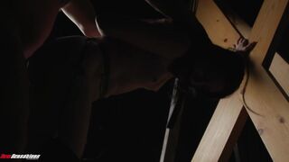 Katerina DeVille, a vadító, fekete hajú, bűbájos testű milf először veti bele magát egy kemény, extrém bdsm partiba, ahol minden tabu ledől. A csábító nő izgatottan engedi, hogy bilincsek, kötelek és szájpecek kerüljenek rá, miközben a domináns partnerek  - sexbrother.hu